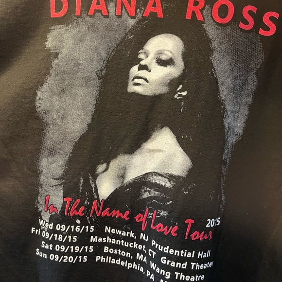 Diana Ross Tour Tee 2015 🎤⭐️ - Picture 4 of 4